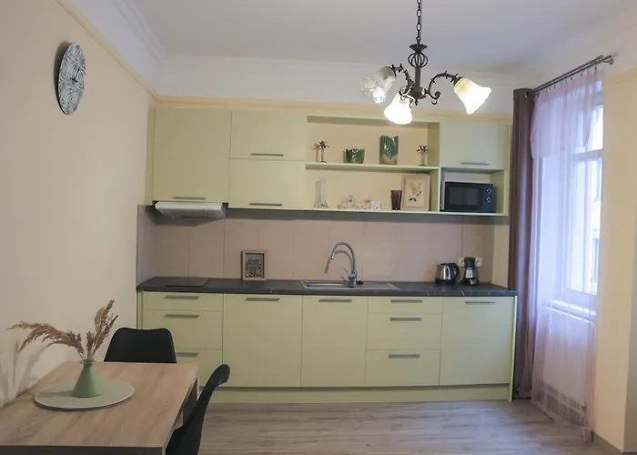 Moravská 24 *