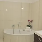 Moravska 24 *